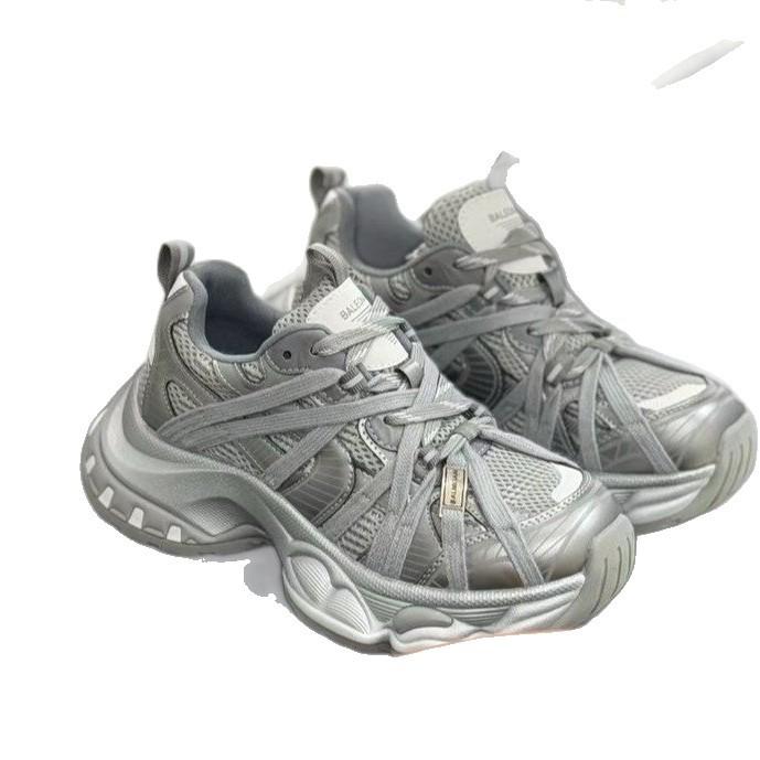 Atmungsaktives Mesh-Armband Retro Dad Schuhe Damen 2025 neue erhöhende Plateau-Sportschuhe vielseitige Lauf-Freizeitschuhe