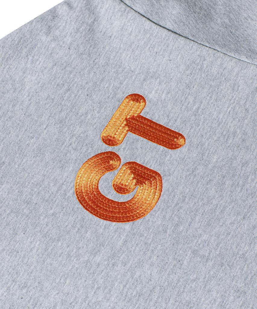 GRAN TURISMO Two-Tone Chain Embroidery Gt Logo Gray T-Shirt