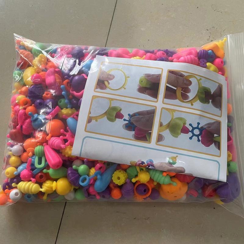 

Wow Children s Pop Beads - Craft & Educational Block Set for Girls: Necklace & Bracelet Making for Kindergarten Girls