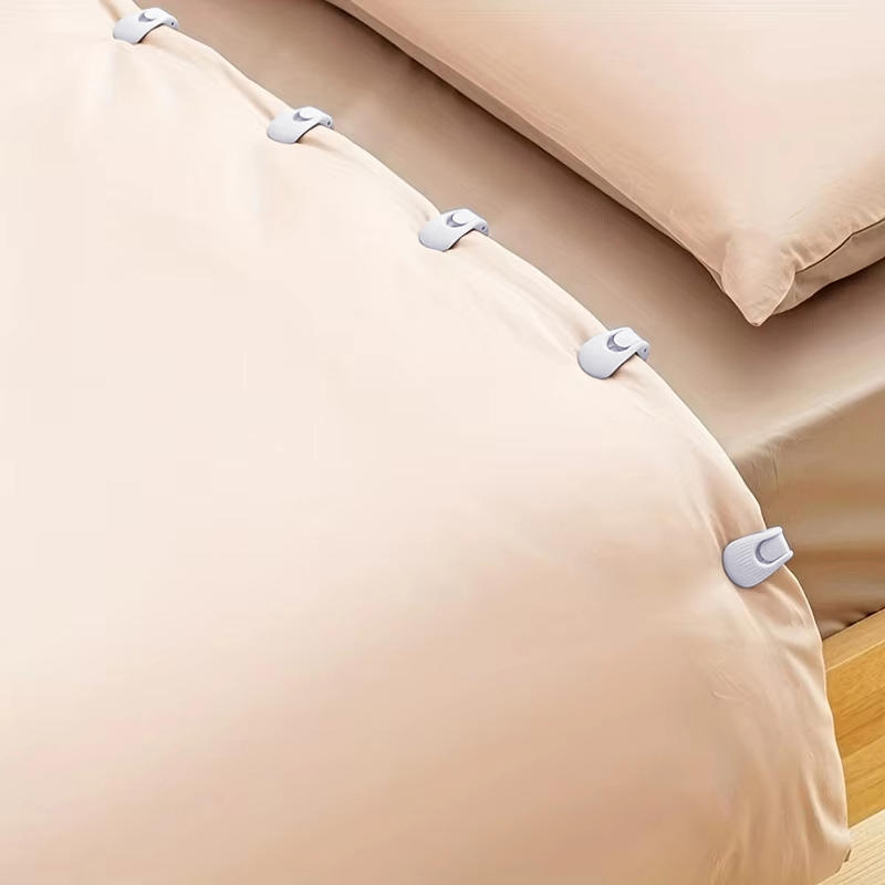 4PCS Bed Sheet Holder Clips - Non-Slip Blanket Duvet Fastener Pegs for Secure Fit Mattress Sofa Cushion Use