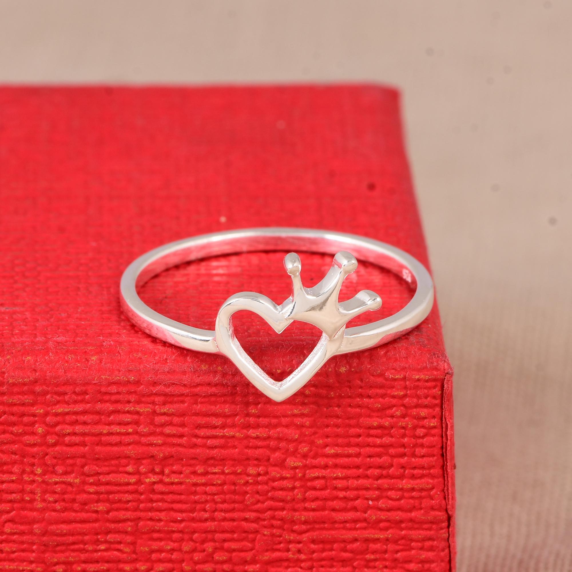 925 Sterling Silver Crown Heart Ring, Dainty Queen Love Ring, Minimalist Stackable Promise Ring Gift for Her. 5
