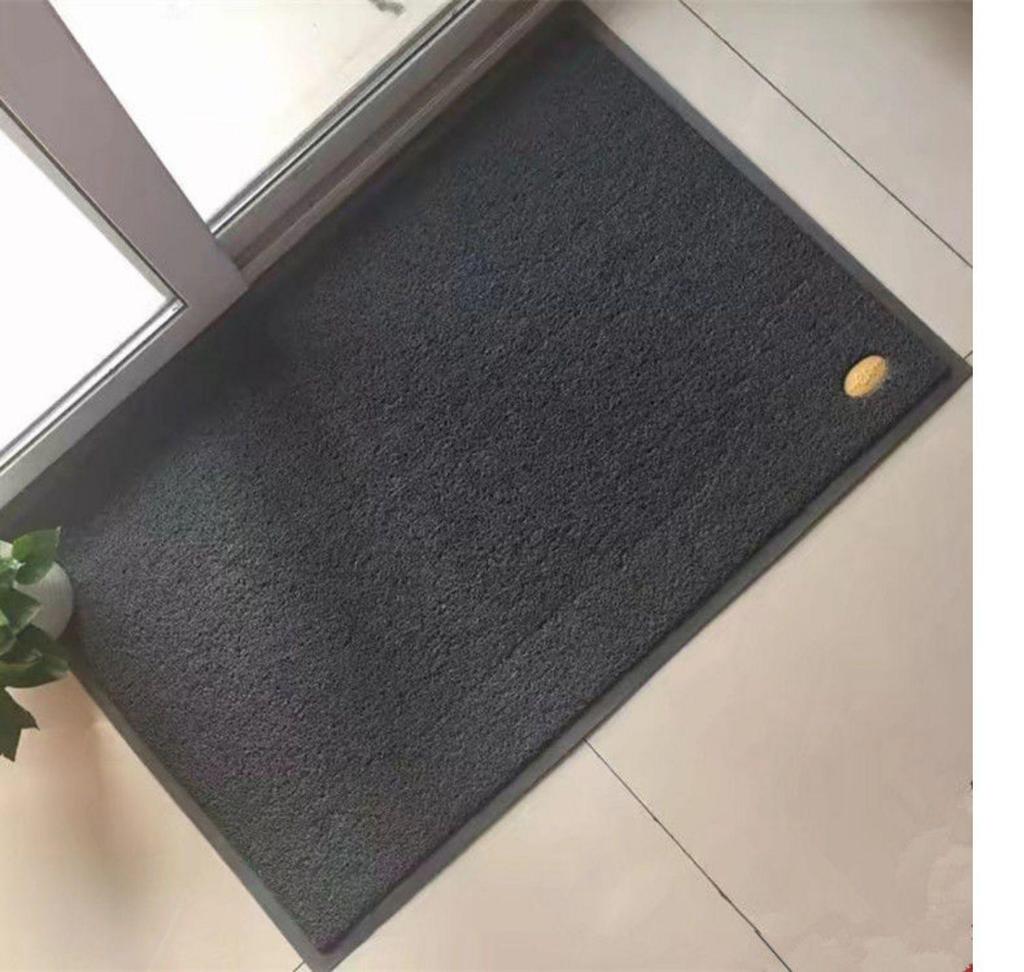 Welcome Red Silk Ring Commercial Entrance Mat - Dirt-Resistant, Anti-Slip PVC Floor Carpet.