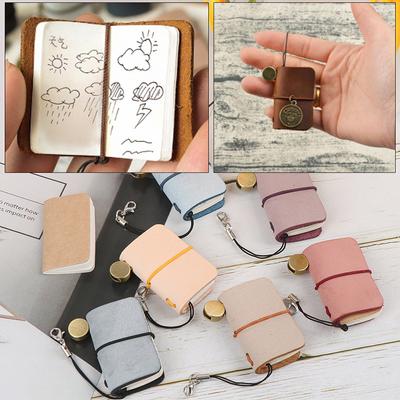 1PC Mini Notebook Portatile Core Travel Journal Booklet Diario Libro Agenda Giornaliera Organizer Tascabile Sketchbook Portachiavi Regalo