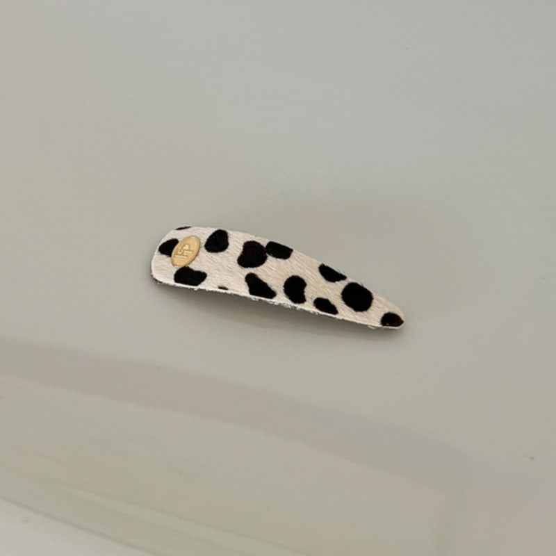 FANTASTIC PLANET Cow Vintage Hair Pin