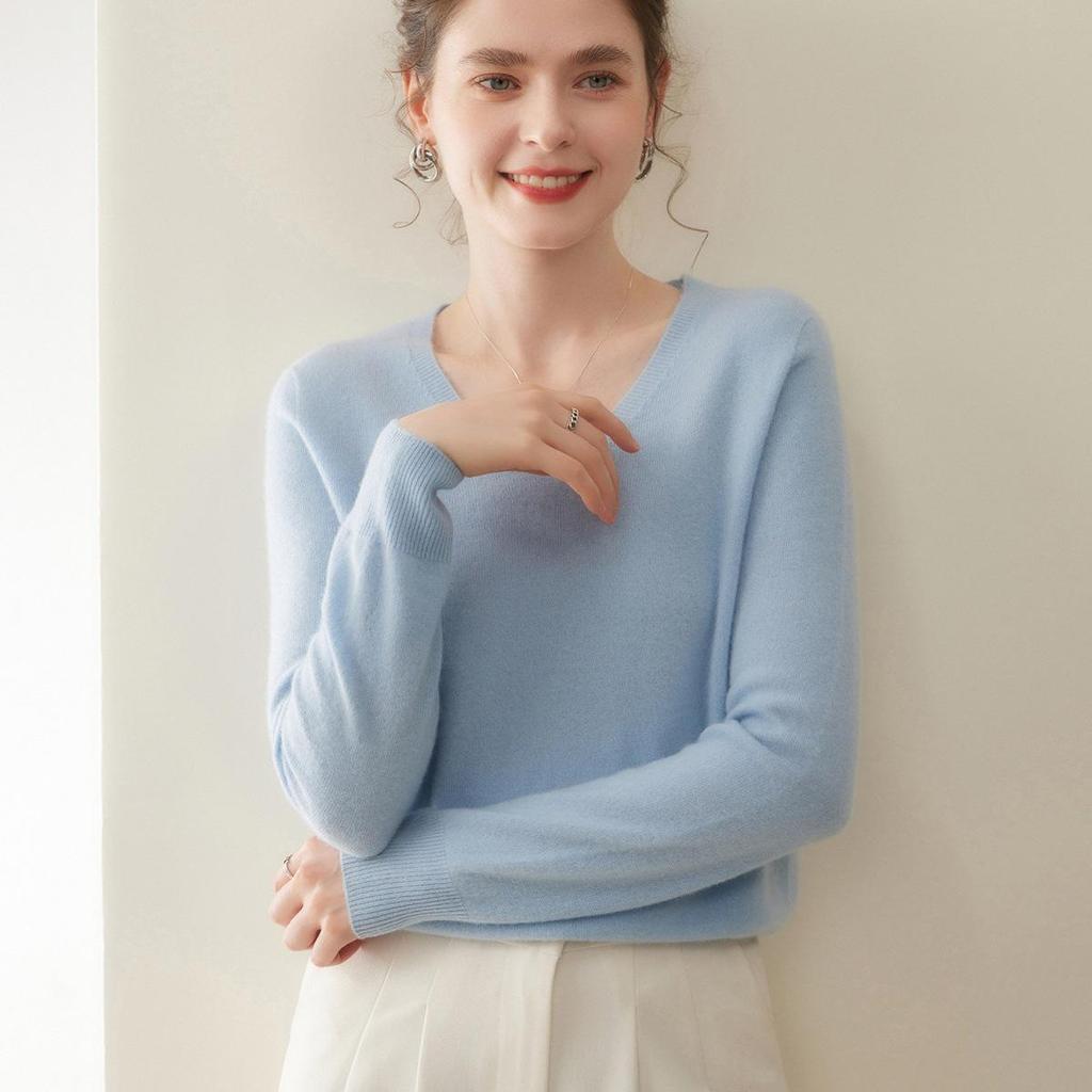 Women's Soft Lamb Cashmere Sweater: Versatile, Loose-Fit Base Layer for Autumn and Winter 