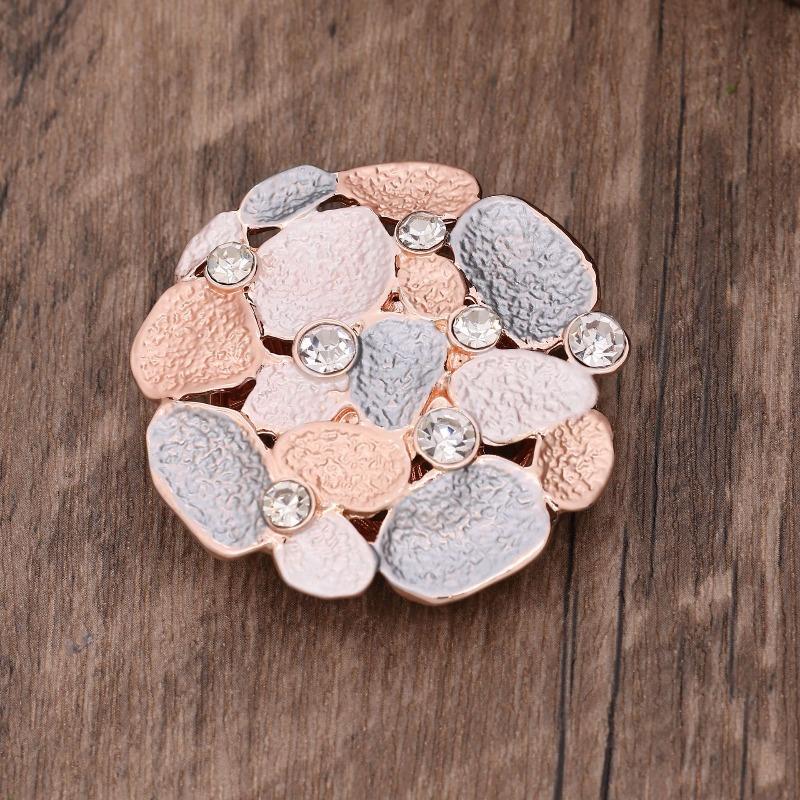 Heiß verkaufende emailierte geometrische Blume magnetische Brosche, modische kreative Blumenbrosche für Damen