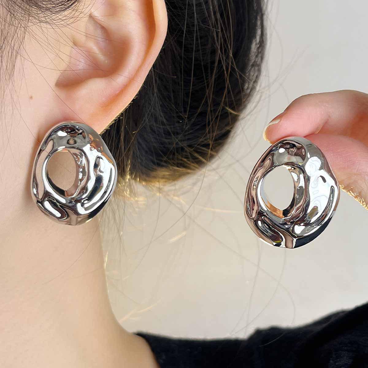 European & American Niche Fashion: Irregular Round Luxury Earrings - New Style High-End Ear Ornaments