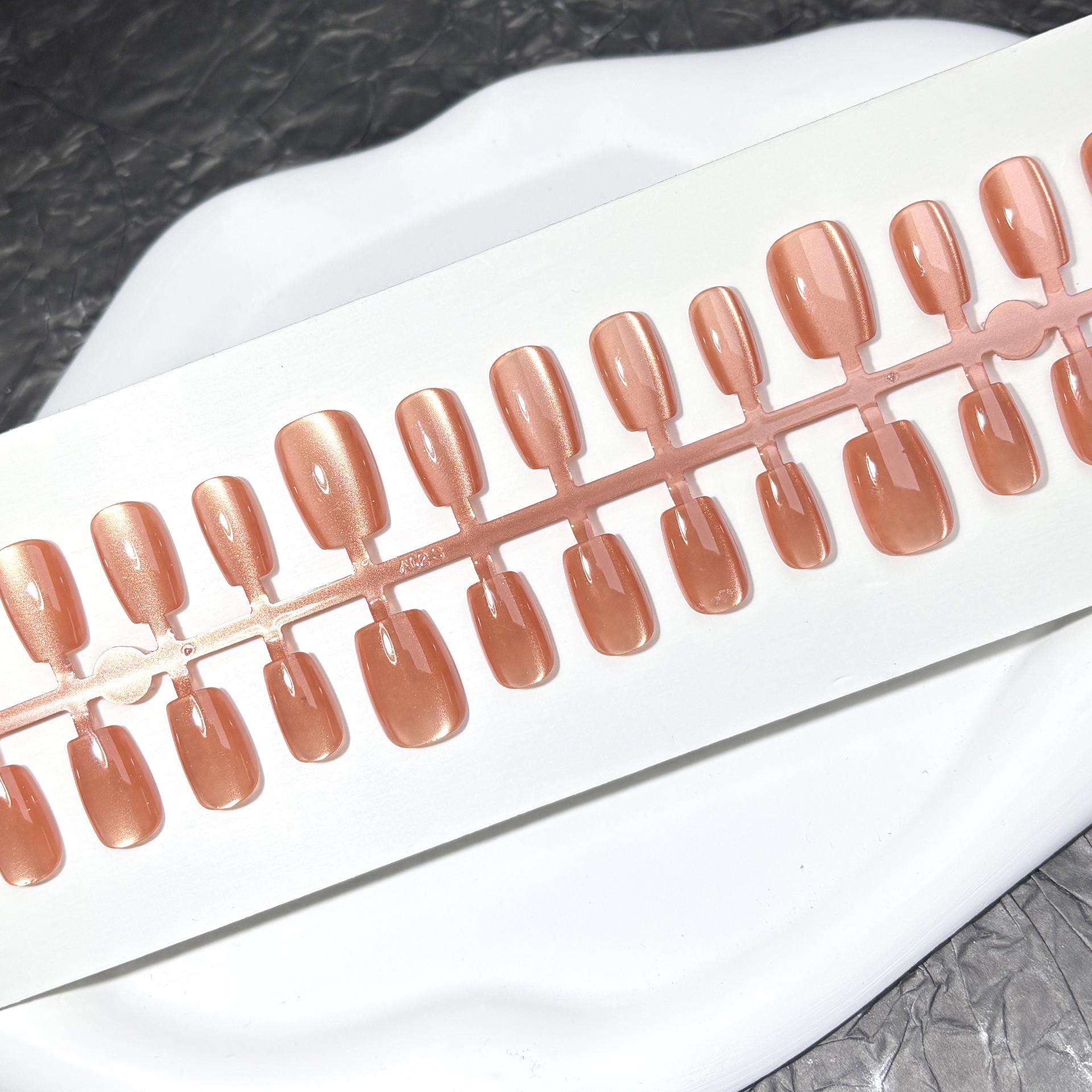 

Янтарные кристаллы «кошачий глаз», светотерапия, патчи для нейл-арта - короткие, съемные, роскошные для женщин