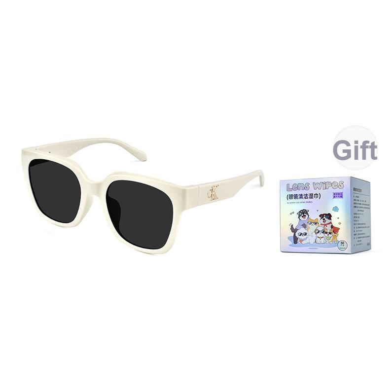 Calvin Klein Square Sunglasses With Logo Design For UV Protection Unisex sunglasses CKJ25637SLB