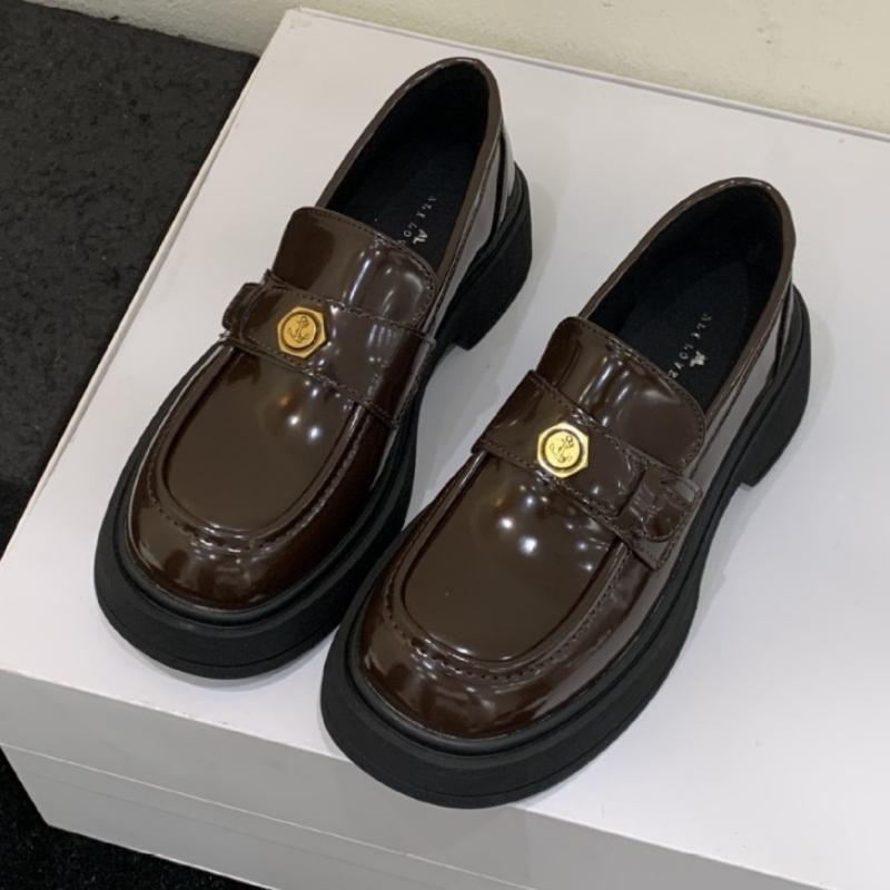 Fashion High Quality Patent Leather Loafers Women Vintage Brown Metal Decoration Designer Shoes Comfortable Thick Bottom Leather Shoes