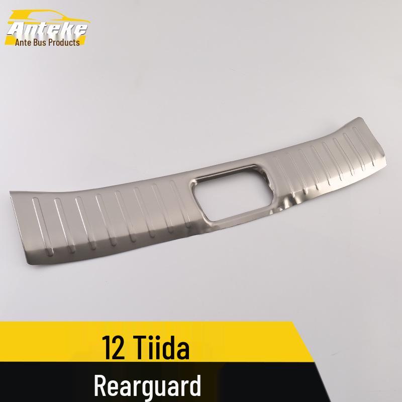 Tiida Rear Guard Plate Sequins: Trunk Tailgate Bumper Pedal Modification Accessory