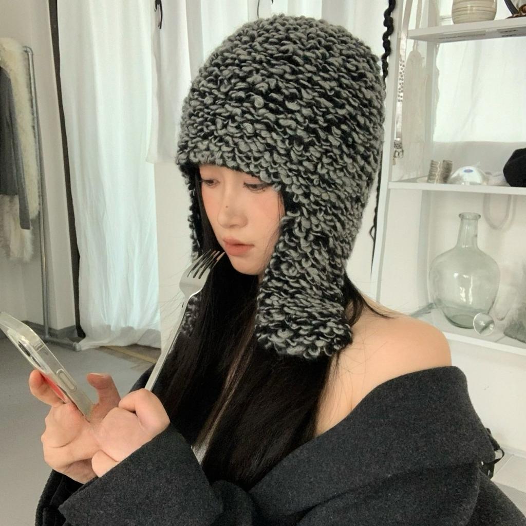 Autumn and Winter Versatile Plush Knitted Hat for Women Designed Warm Ear Protection Hat Lei Feng Hat To Protect Against Cold