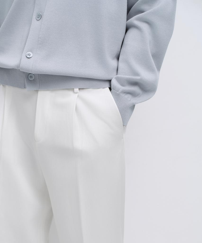 MUSINSA STANDARD Wide Hidden Banding Slacks [White]