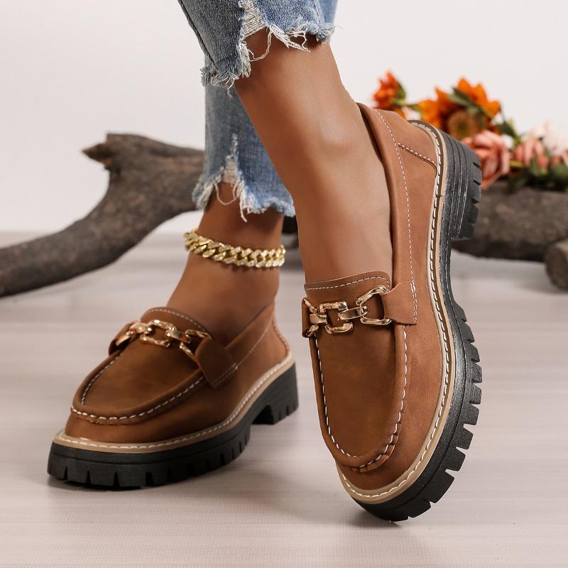 Large size single shoes women's autumn new metal chain flat bottom thick bottom casual