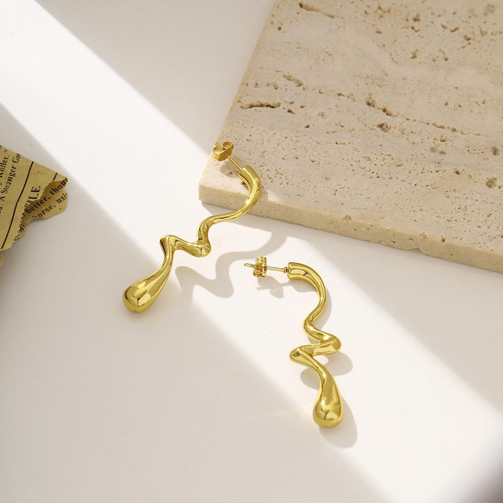Metal Wind Light Luxury Earrings Trendy Retro Temperament Stainless Steel Geometric Stud Earrings Women'S Exaggerated Niche Earrings