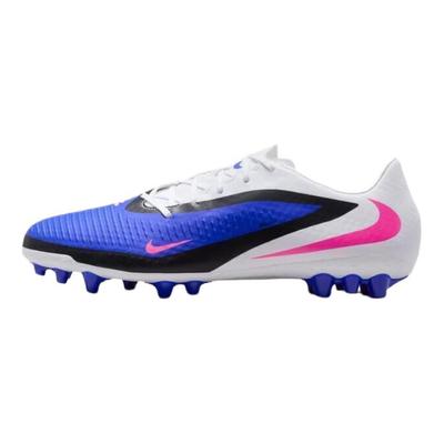 Chaussures spéciales de sport – Chaussures de football