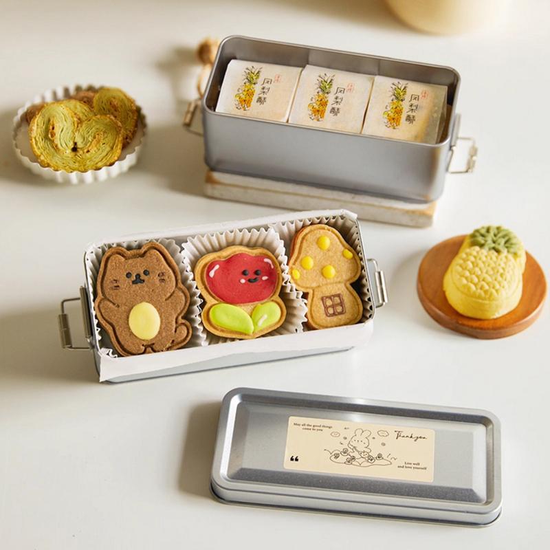 Rectangular Iron Box With Lid Large Capacity Wedding Souvenirs Candy Container Pineapple Snowflake Cake Packaging Storage Box