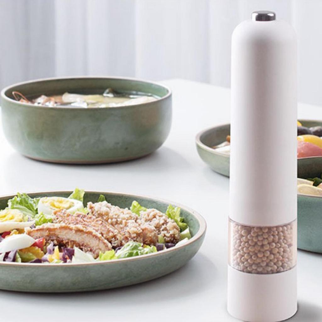 22.5cm Salt And Peppercorn Mill Shaker Adjustable Coarseness