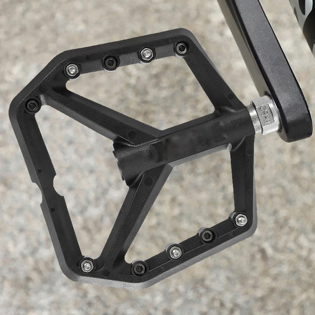 Light Weight Bicycles Platform Pedals Sealed Bearings Nonslip Bicycles Pedals for Mountain Cycling Road Bicycles