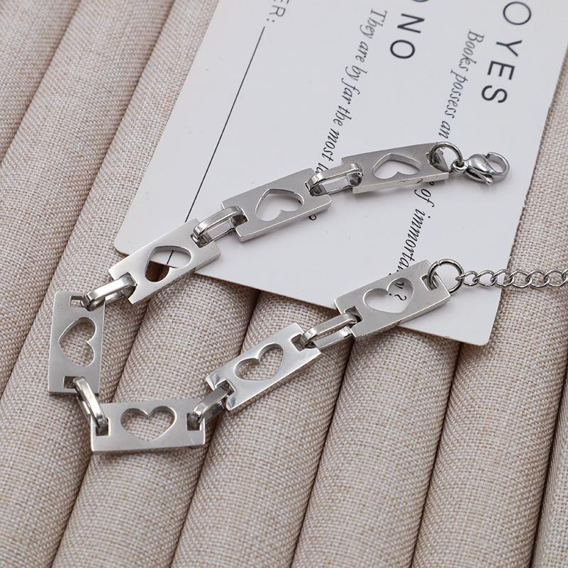 Hip-Hop Style Personality Simple Titanium Steel Hand Jewelry Love Shape Square Titanium Steel Non-Fading Bracelet Women