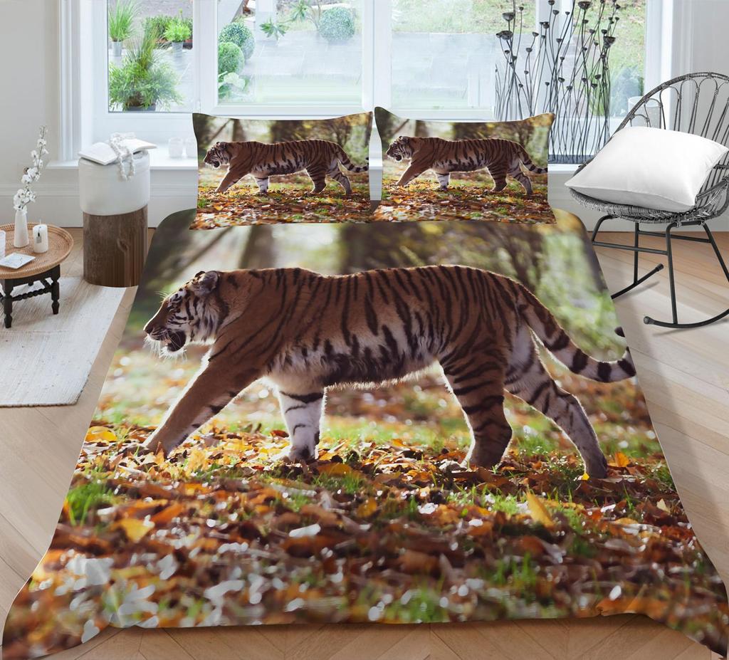 3D Tiger Pattern Luxury Home Bedding Set Full Size Quilt Cover and Pillowcase Ferocious Beast Print Washable Comfortable Bedroom Bedding