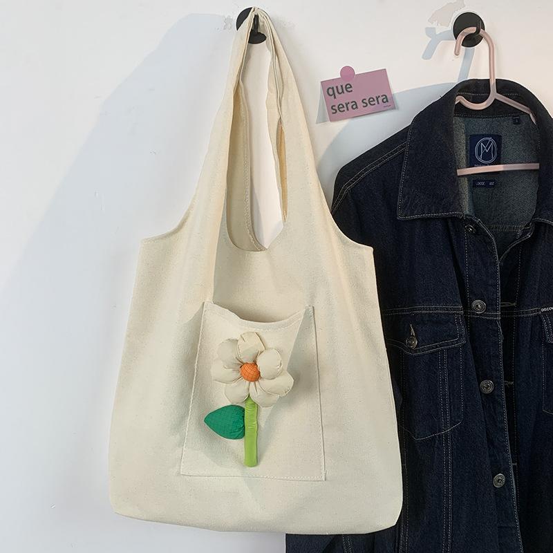 Canvas Bag Women s Single Shoulder Japanese and Korean Style Three-dimensional Flower Decoration Colorful Canvas Vest Bag бежевый