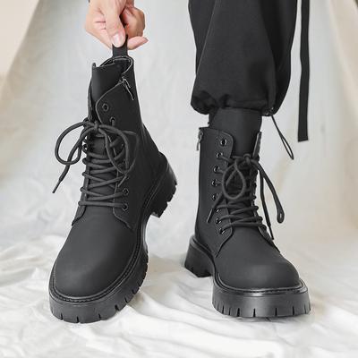 Neue Modische Britischer Stil Dicke Sohle Mid Top Stiefel für Herren Schnürstiefel Klassische Schwarze High Top Bequeme Outdoor Schuhe