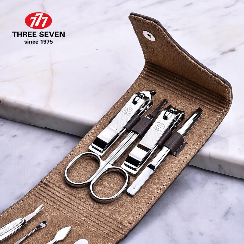 THREE SEVEN 8-Piece Manicure Set