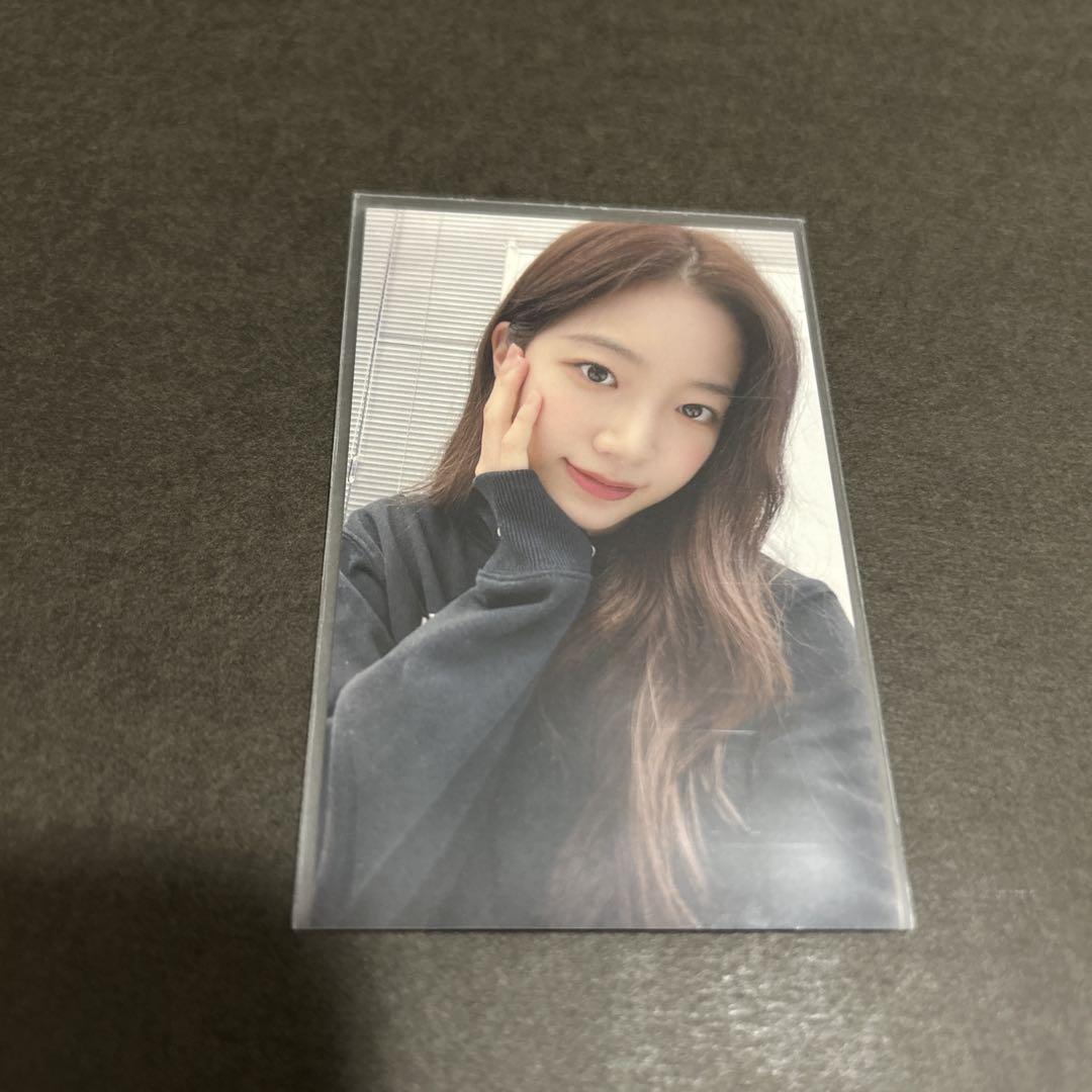 

[USED] LE SSERAFIM Kazuha Trading Card