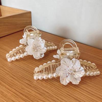 Floral Pearl Hair Clips Claws Korean Clamp Elegant Updo Shark Hair Clips Headwear Girls Women Fashion Hair Accessories Wholesale
