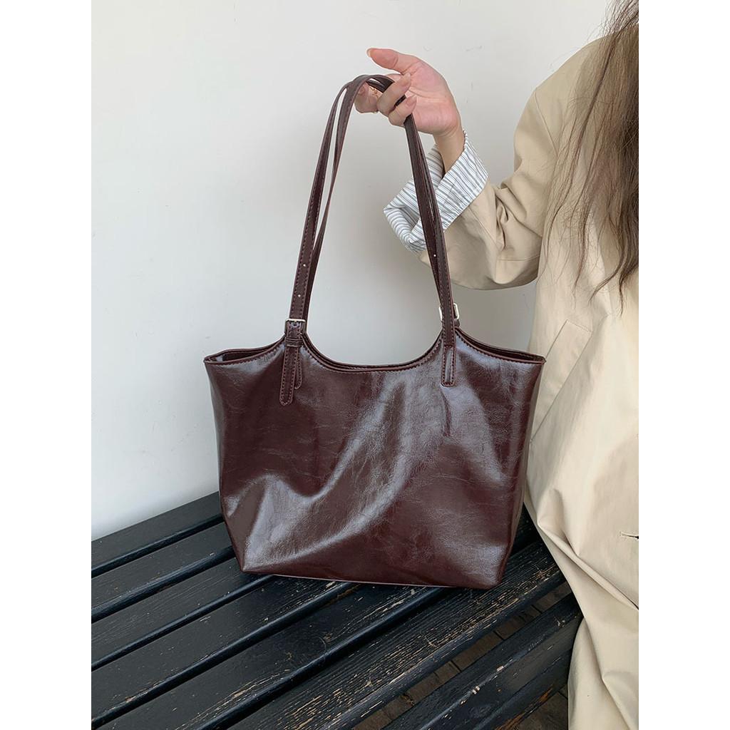 IELGY Large-Capacity Underarm Bag Women's Fashion Commuter One-Shoulder High-End Niche All-Match