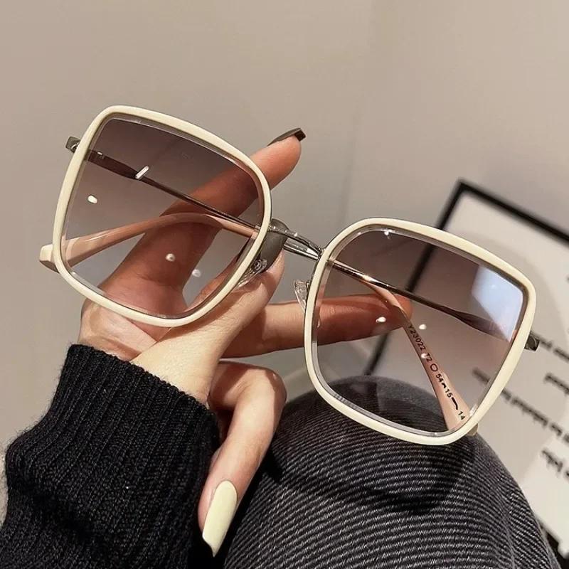 Men Women Oversized Frame Sunglasses Retro Gradient Ocean Sunglasses Fashion Travel Beach Photography Senior Sunglasses