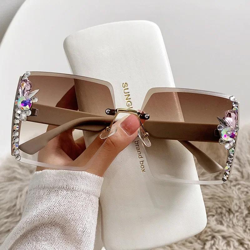 Fashion Oversized Square Sunglasses Women Luxury Brand Vintage Rimless Sun Glasses Diamond Decoration Eyeglasses Uv400