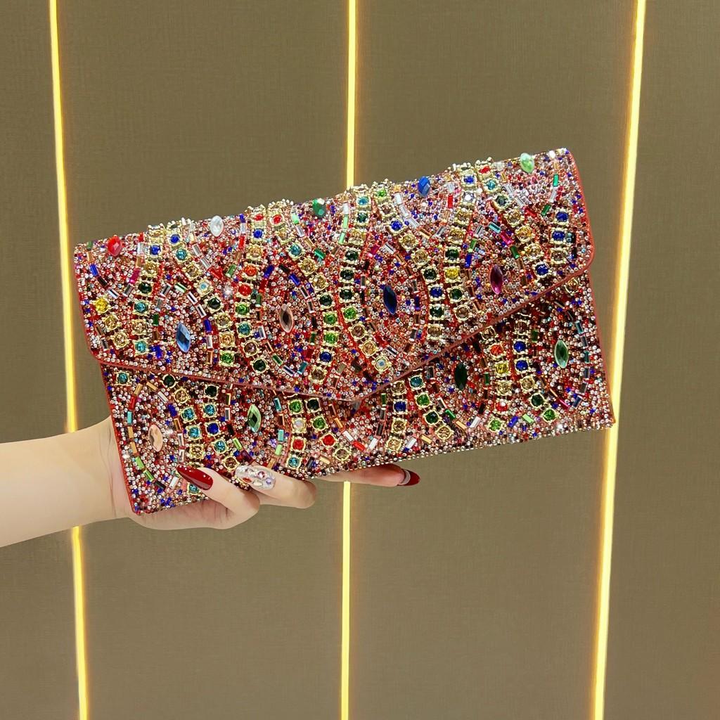 Pochette da Sera Transfrontaliera con Decorazioni in Cristallo e Catena per Eventi Formali
