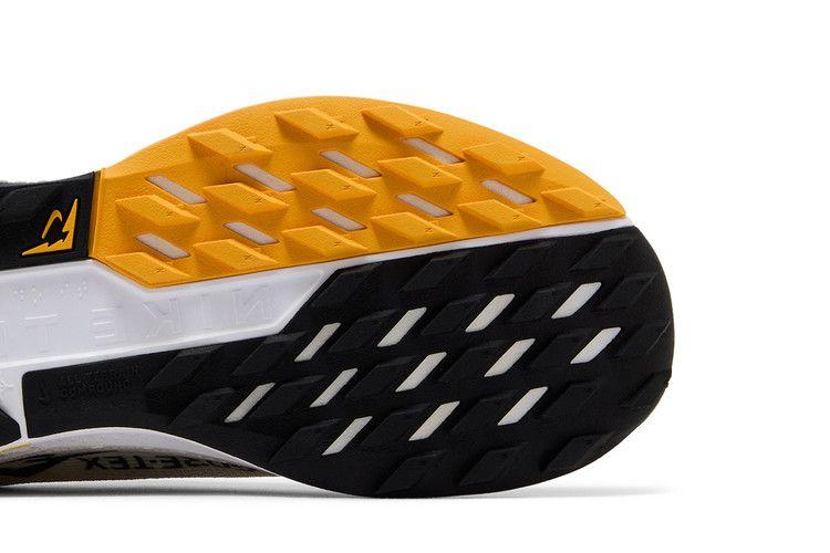 Women's Sneakers Nike Pegasus Trail 5 Gore-Tex Phantom White University Gold Black (Women's)