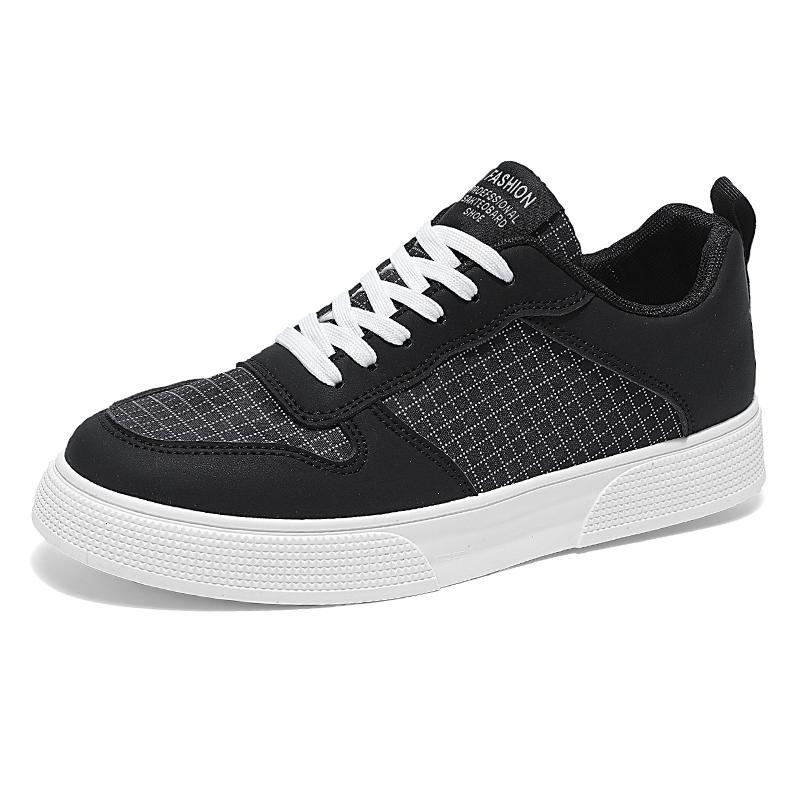 Mens Board Shoes 2026 New Mesh Breathe Splicing Design Comfortable Lightweight Daily Casual Sports Skate Shoes for Man