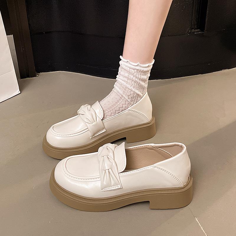 White women's platform spring and autumn versatile shoes, small leather shoes, flat shoes, niche design single shoes