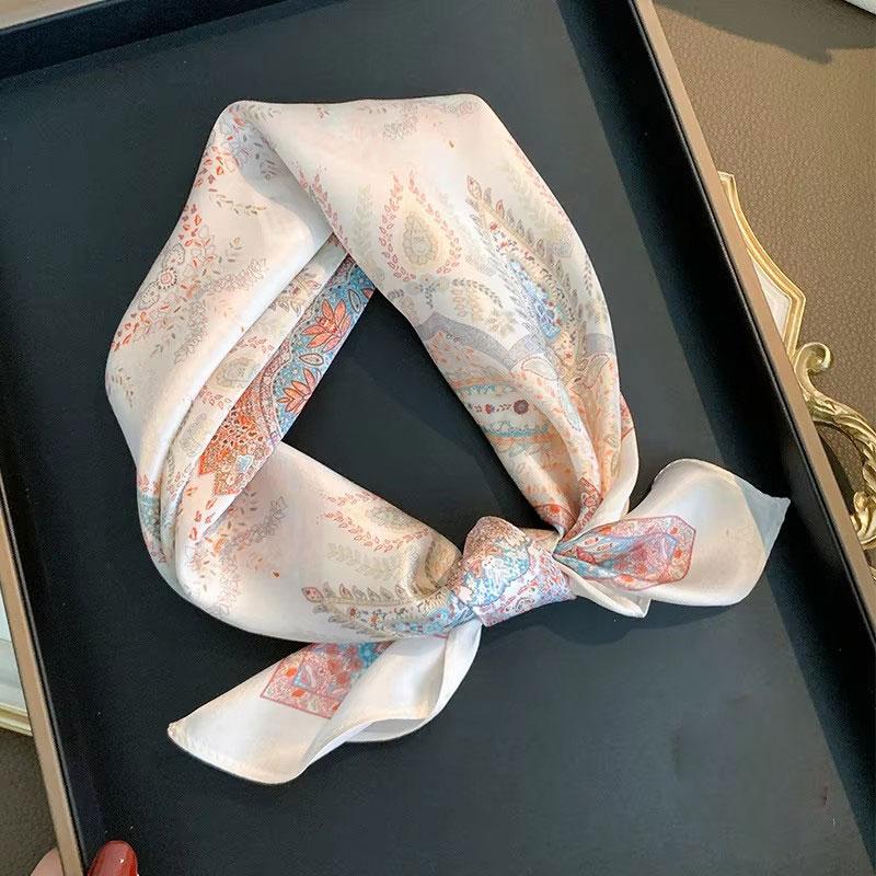 New 100% Real Silk Scarf Women Square Neck Shawls Wraps for Ladies Foulard Scarves Pashmina Female Hijab Bandana Bufanda Luxury