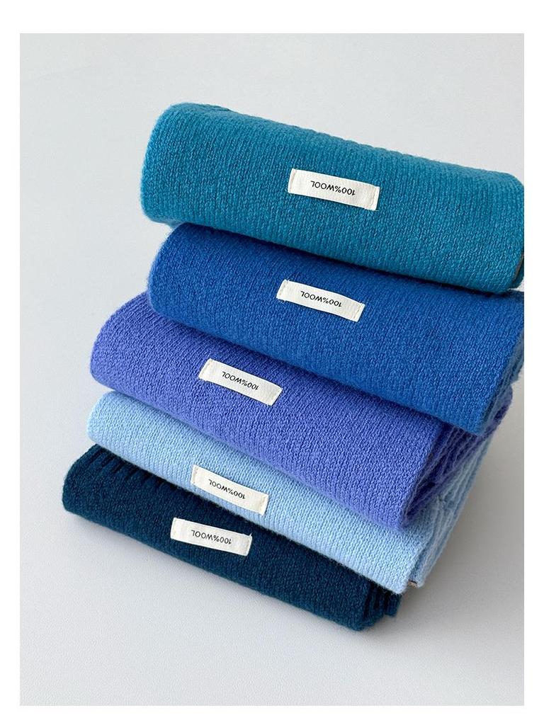 Glacier Blue Women's Pure Wool Scarf - Warm, Versatile for Autumn/Winter