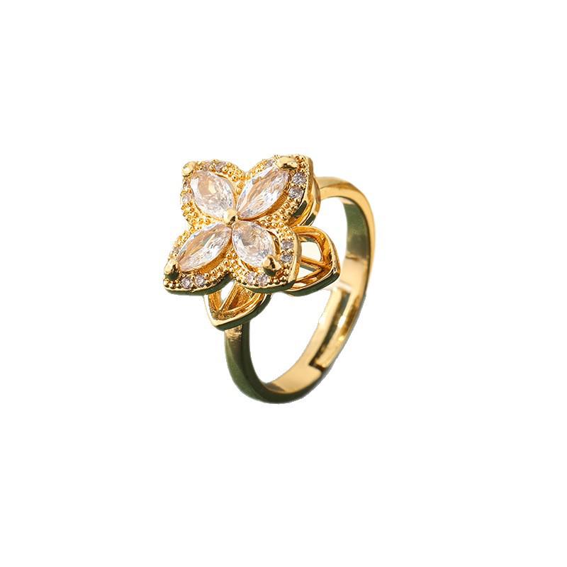 Trendy Rotating Four-Leaf Clover Zircon Ring – Elegant and Versatile Jewelry for Women