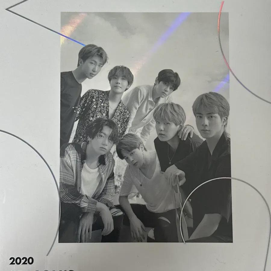 

2020 Bts Season Grinning Wall Calendar Included