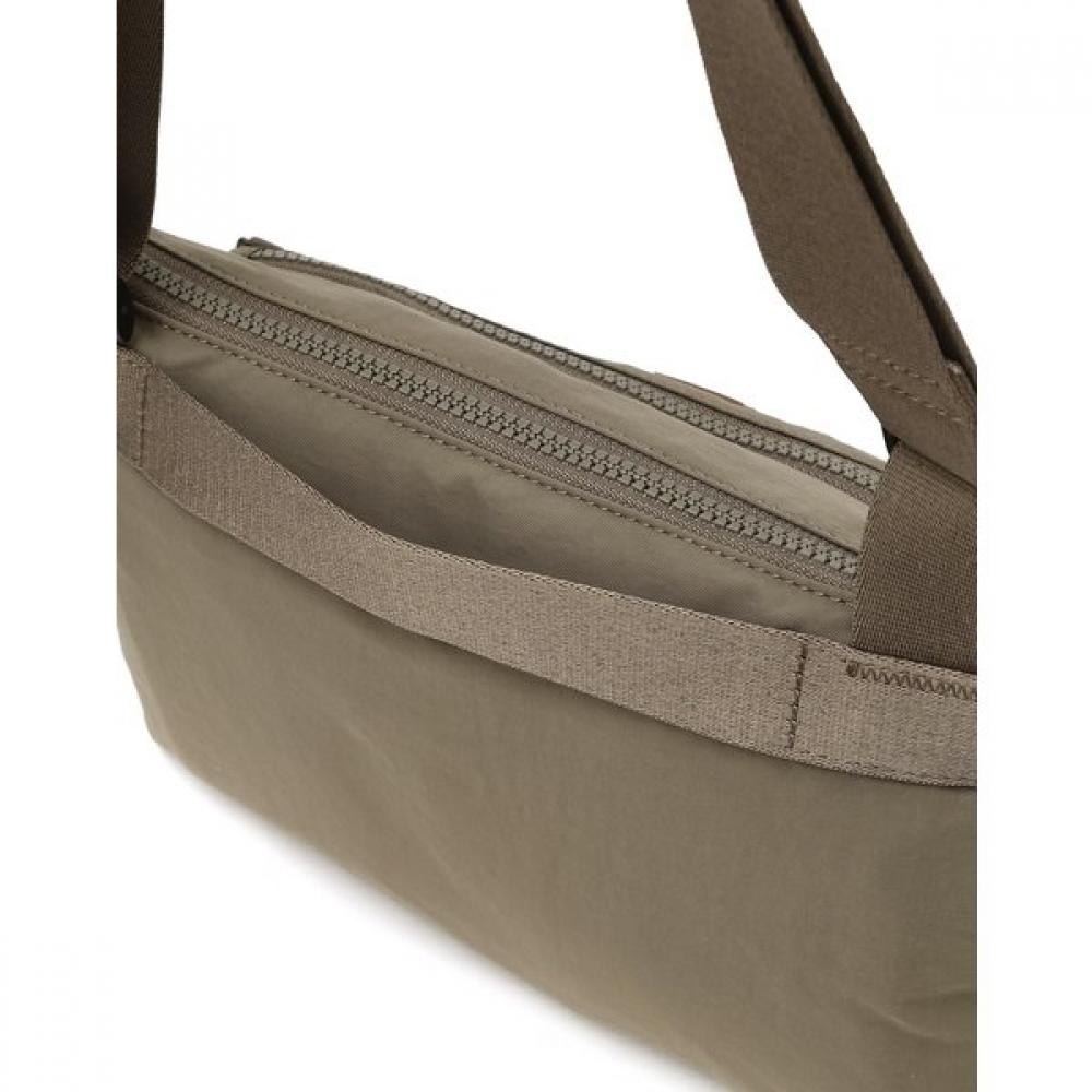 Daks Ultra Lightweight Mini Crossbag Khaki Dbba5fg12k2