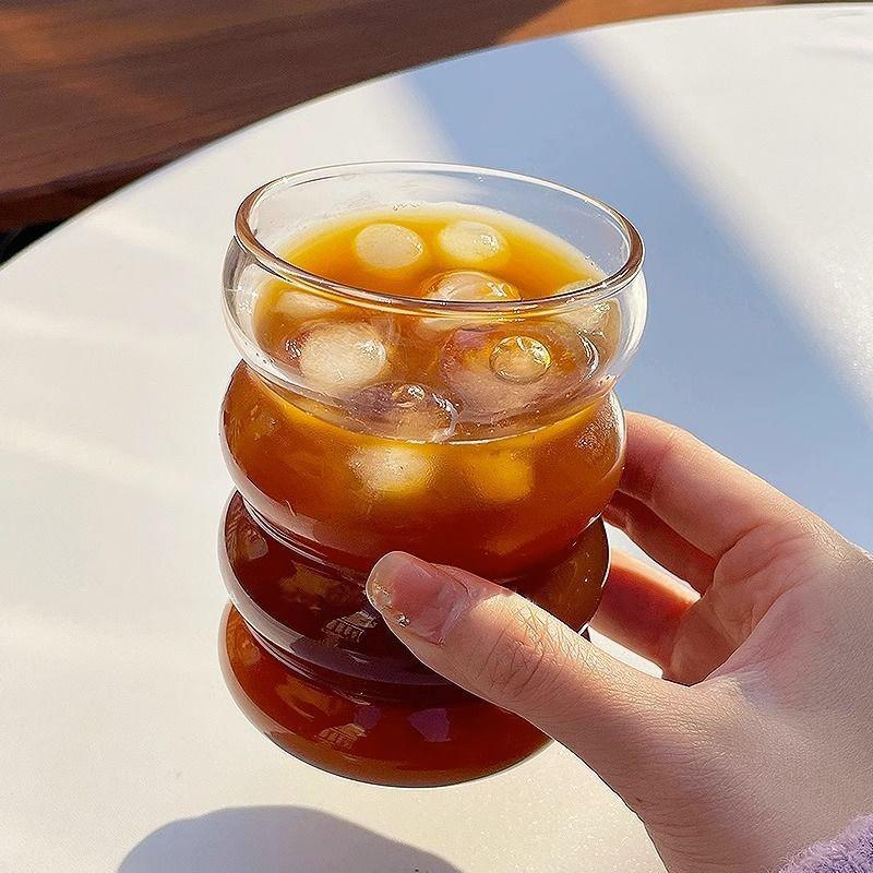 Skladem Hrneček Caterpillar: Vysokoborosilikátové sklo, Velká kapacita, Jednoduchý svěží design, Jednovrstvé se závitem.