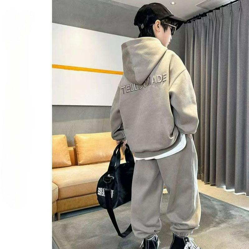 Set di abbigliamento primaverile per ragazzi, set sportivo alla moda con felpa e pantaloni della tuta, due pezzi, trendy