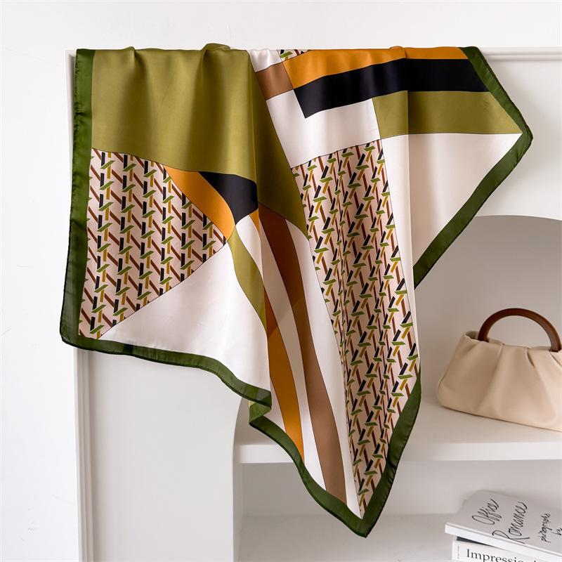 

1 шт. Принт Квадратный шарф Женский шарф с принтом Роскошный шарф из искусственного шелка Банданы Фуляр Повязки на голову Обертывания Для путешествий Пляж