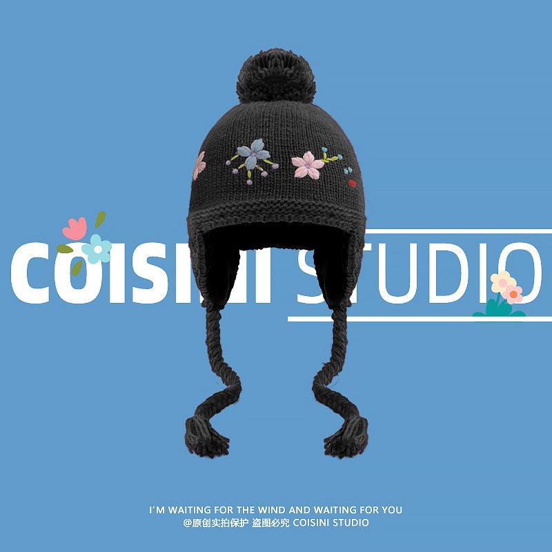 

Embroidery Flowers Vintage Atmosphere Women s Season Double Warm Jacquard Fair Island Style Knitted Wool Hat Ear Protector One size fits all чорний
