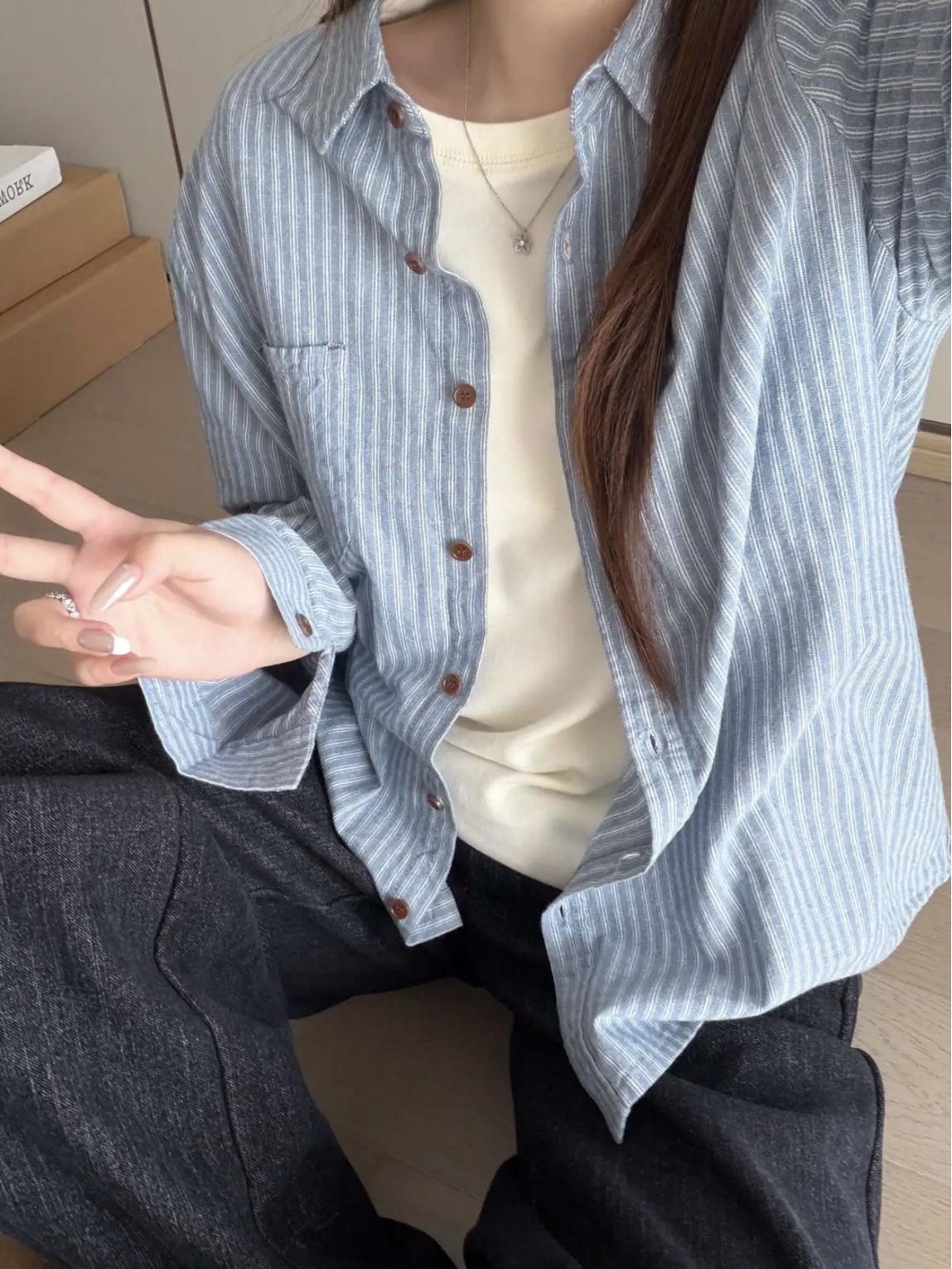 

Korean Style Vertical Stripe Cotton Shirt - Retro, Casual, Slimming, Long-Sleeved, Age-Reducing L (60-70kg)