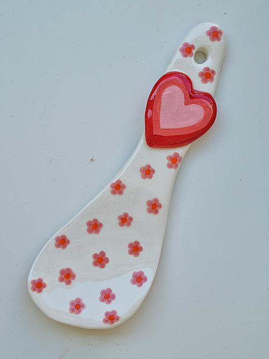 Керамическая розовая лопатка-цветок Deulkkot Pink Heart Flower Spatula