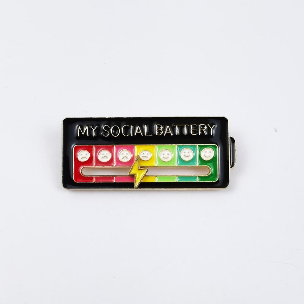 Niche Design Mood-Changing Smiling Face Brooch - Creative Metal Badge for Students' Clothing & Backpacks