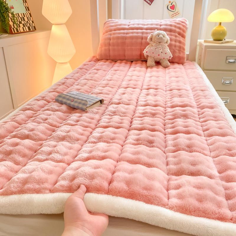 Materasso Peluche Coniglio Bubbly Classe A - Morbido Velluto Latte Tappetino Peluche per Letto Singolo da Dormitorio 0,9 m.